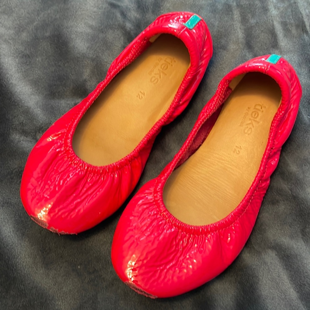 Little girls size 12 tieks